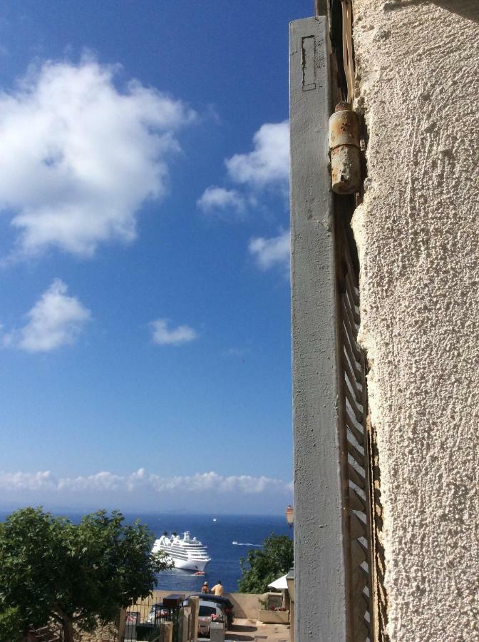 Au Coeur De La Cite Medievale Avec Petite Vue Mer Bonifacio  Kültér fotó